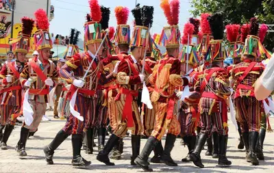 Mourisqueiros em dança tradicional